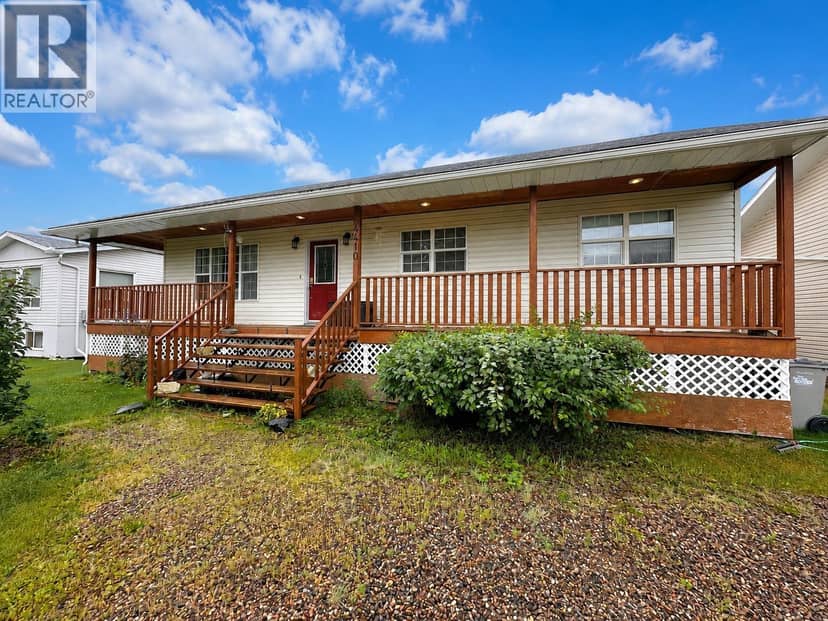 4410 E 52 AVENUE, Fort Nelson