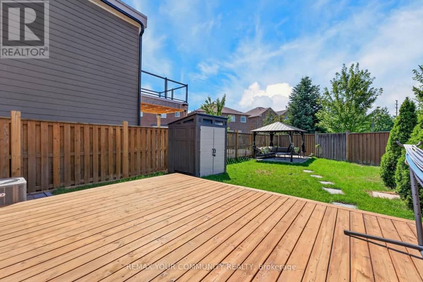 5578 Waterwind Crescent — photo 15 of 40