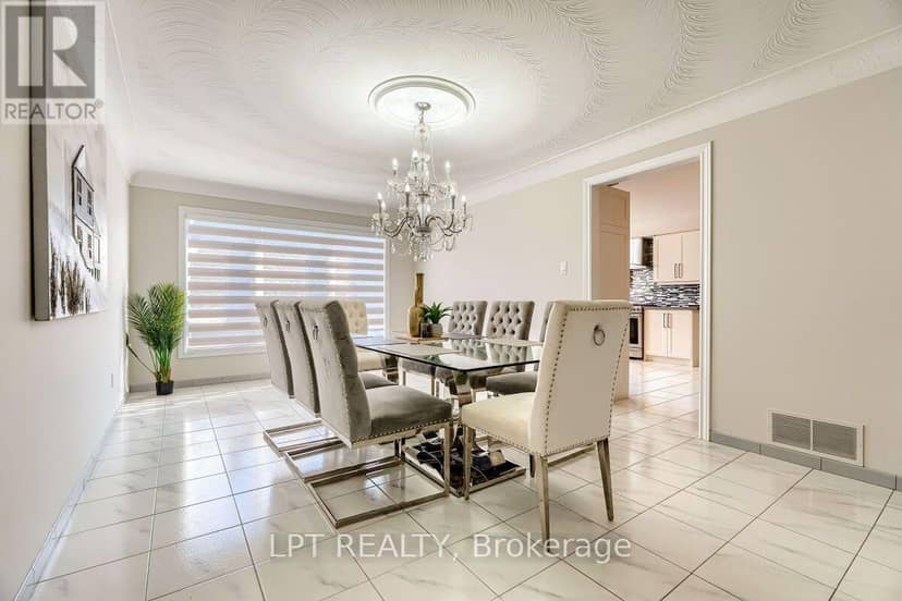 16 Vogue Court — photo 10 of 40