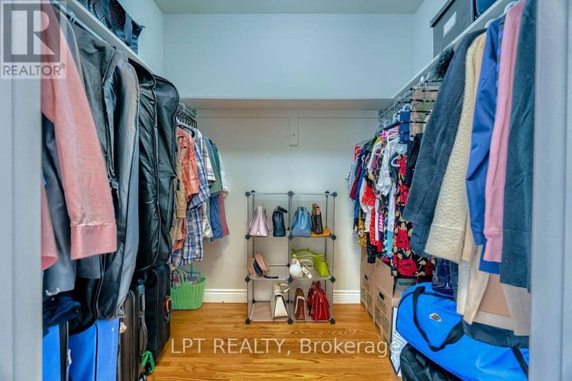 16 Vogue Court — photo 25 of 40