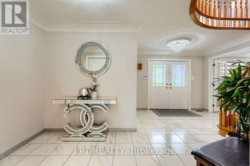 16 Vogue Court — photo 6 of 40