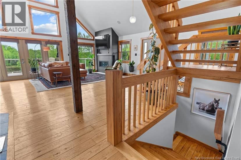 660 Saint Charles Sud Road — photo 11 of 40