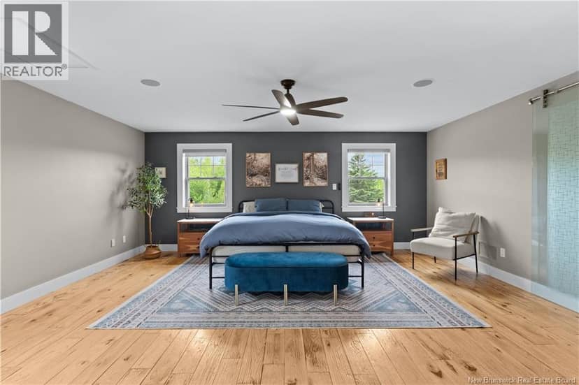 660 Saint Charles Sud Road — photo 18 of 40