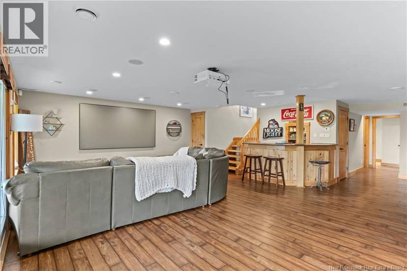 660 Saint Charles Sud Road — photo 24 of 40