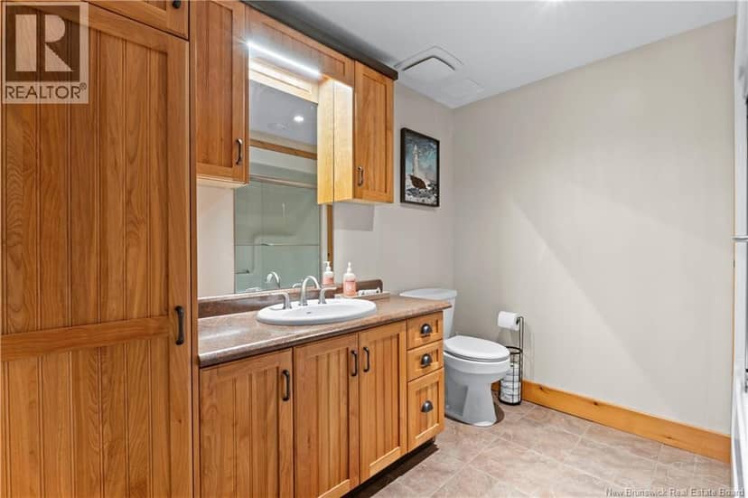 660 Saint Charles Sud Road — photo 28 of 40