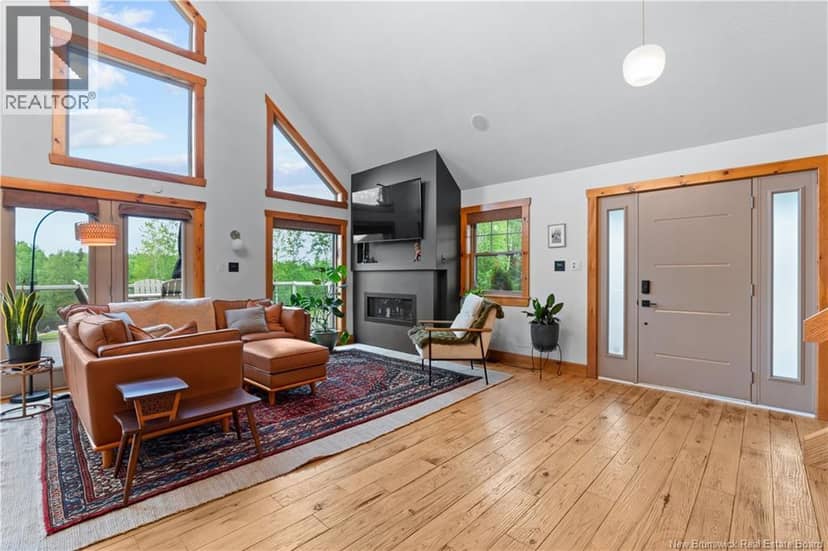 660 Saint Charles Sud Road — photo 6 of 40