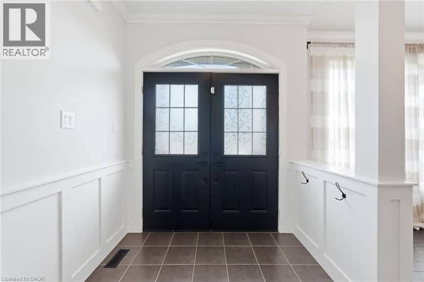 108 FOWLER Drive — photo 5 of 38