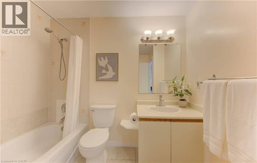 65 HIGHLAND Crescent Unit# 204 — photo 15 of 22