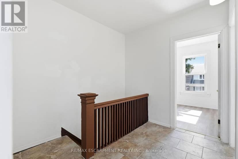 41 Barnesdale Avenue N — photo 14 of 25