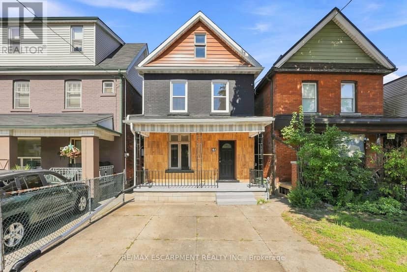 41 Barnesdale Avenue N — photo 2 of 25
