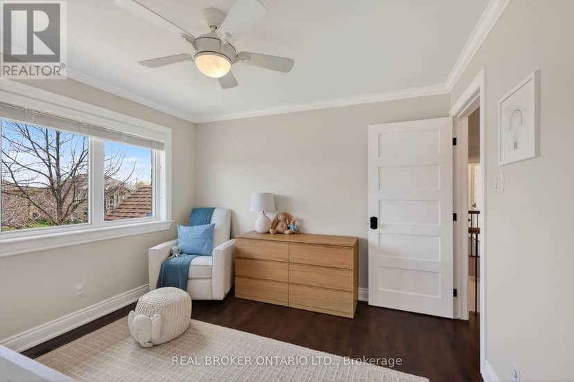465 Lockmaster Crescent — photo 32 of 40