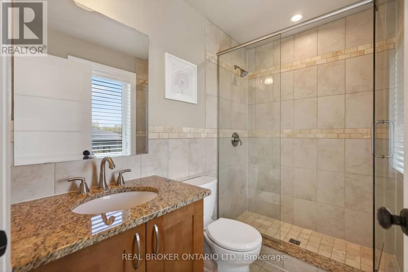 465 Lockmaster Crescent — photo 35 of 40