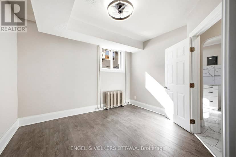 287 St Laurent Boulevard — photo 10 of 40