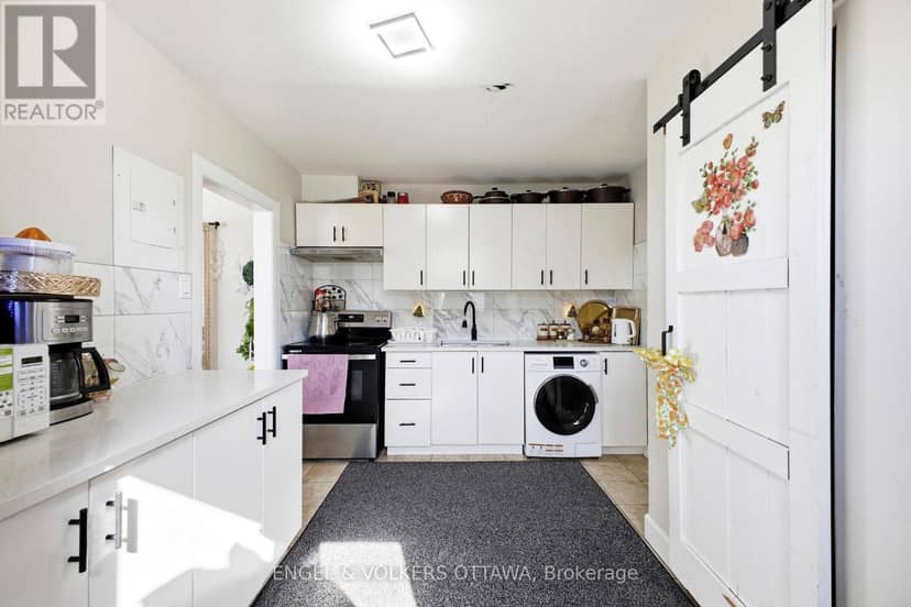 287 St Laurent Boulevard — photo 27 of 40