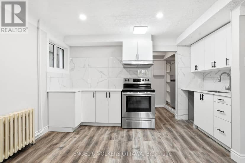 287 St Laurent Boulevard — photo 35 of 40