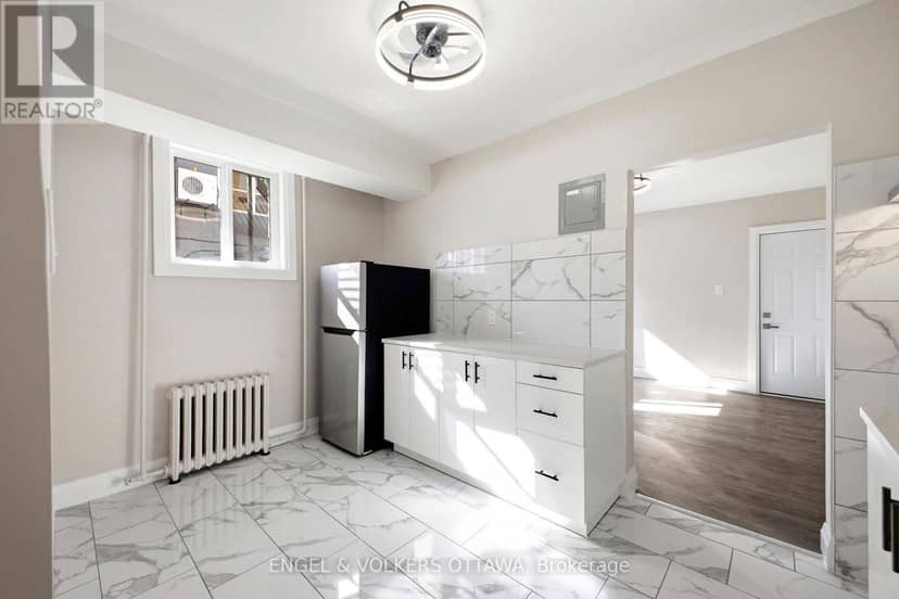 287 St Laurent Boulevard — photo 8 of 40