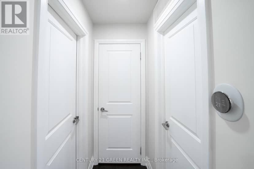 5 - 3071 Cawthra Road — photo 38 of 40