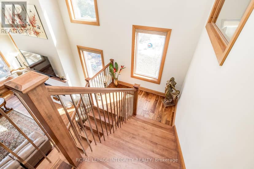 3052 Stoneridge Road — photo 21 of 40