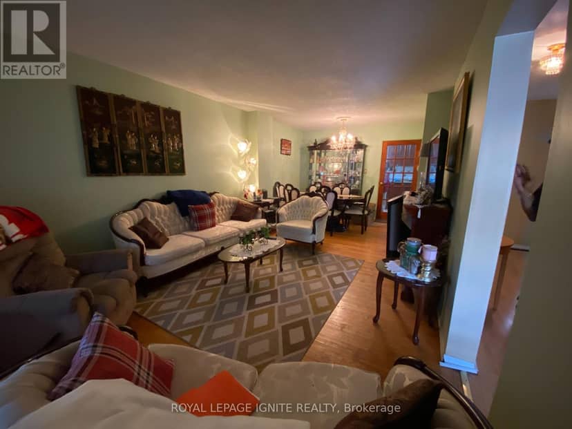 83 Coxworth Crescent — photo 14 of 40