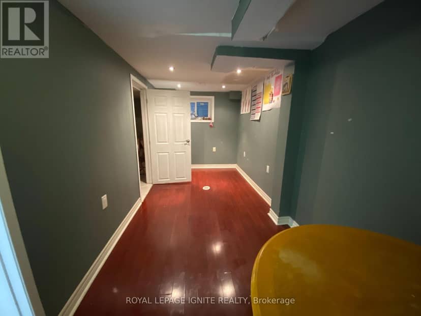 83 Coxworth Crescent — photo 31 of 40