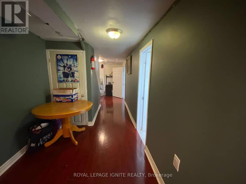 83 Coxworth Crescent — photo 32 of 40