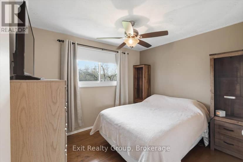 196 Elmwood Drive — photo 14 of 30