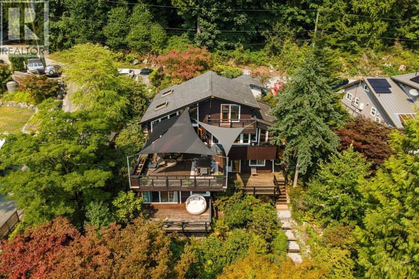 330 SASAMAT LANE, North Vancouver, photo 4