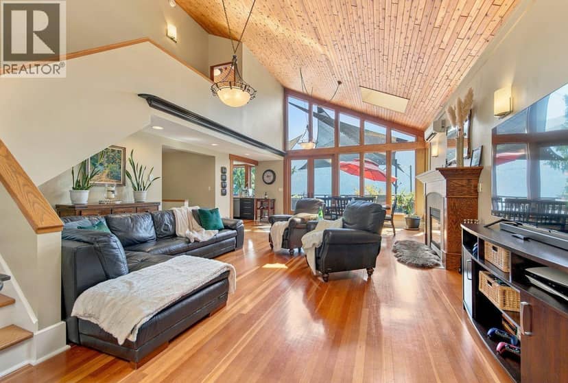 330 SASAMAT LANE, North Vancouver, photo 8