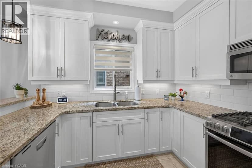 68 GARINGER Crescent — photo 12 of 40