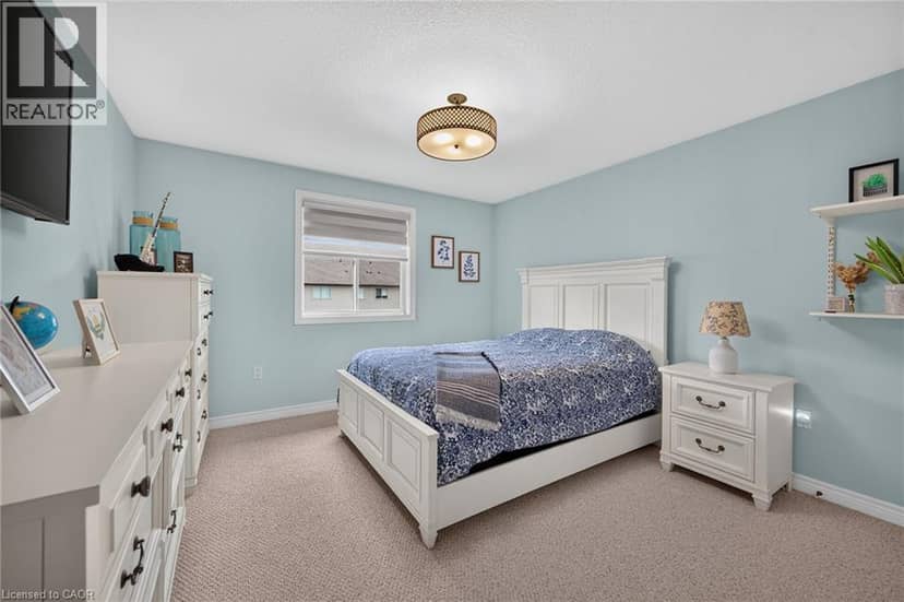68 GARINGER Crescent — photo 29 of 40