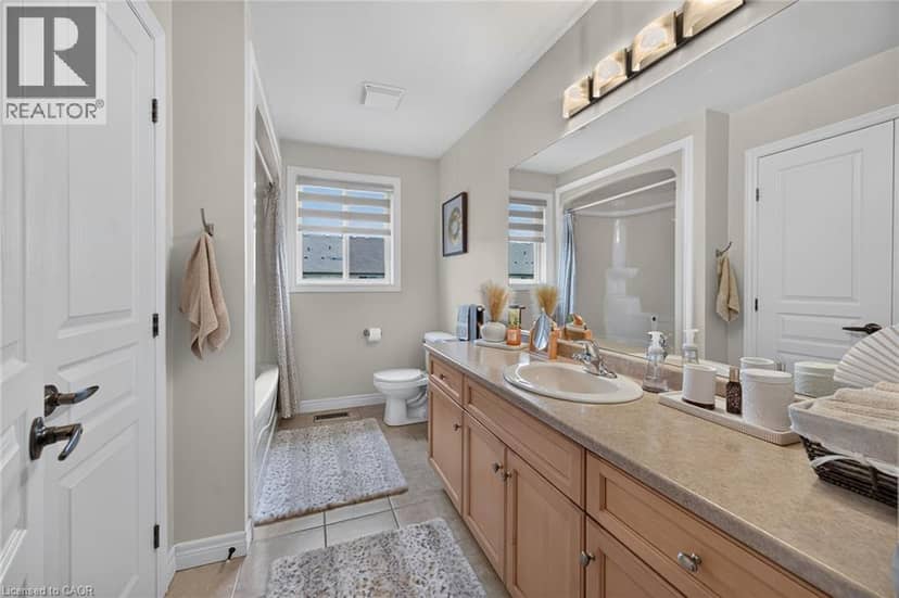 68 GARINGER Crescent — photo 31 of 40