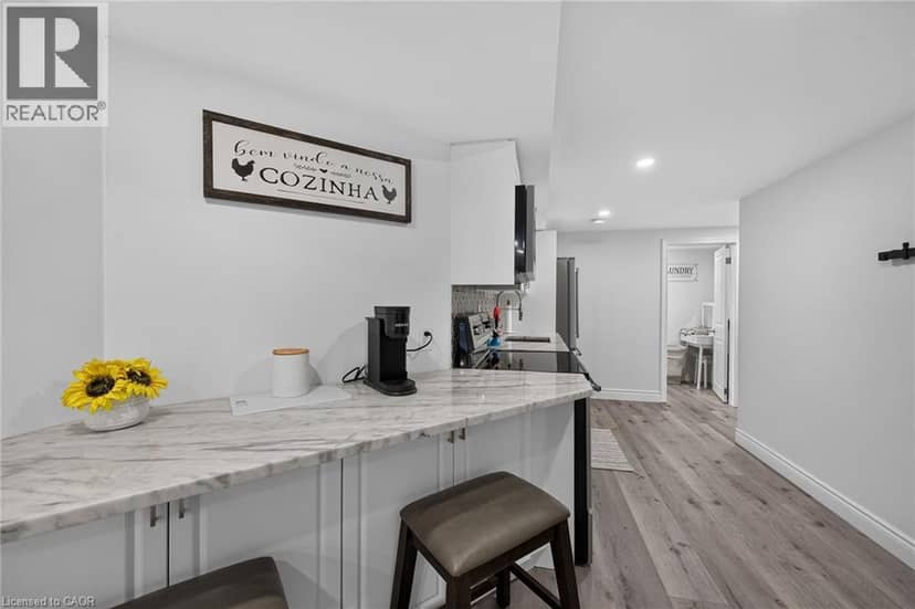 68 GARINGER Crescent — photo 35 of 40