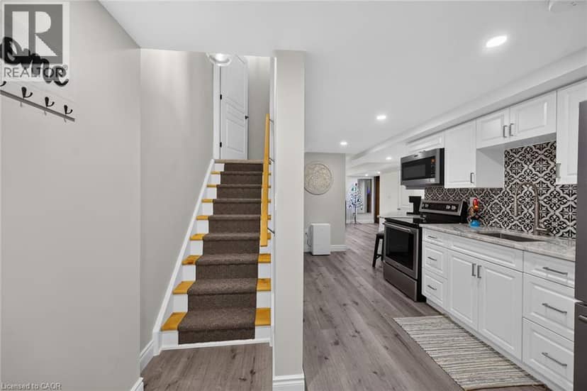 68 GARINGER Crescent — photo 33 of 40