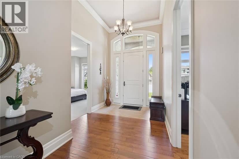 596 REGAL Place — photo 6 of 40