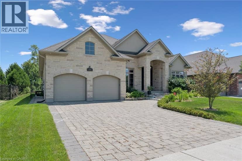 596 REGAL Place — photo 4 of 40