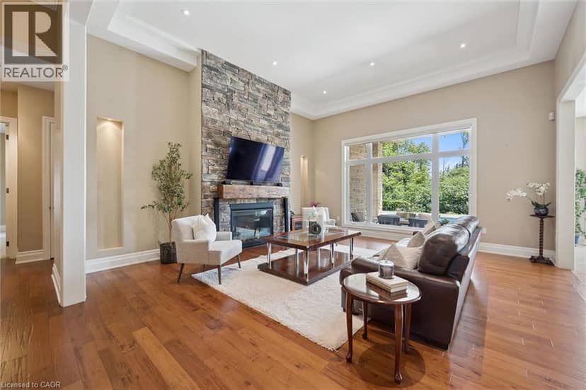 596 REGAL Place — photo 19 of 40