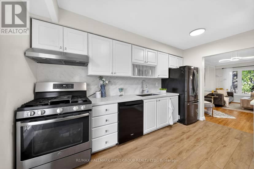 33 Harrison Court — photo 12 of 40