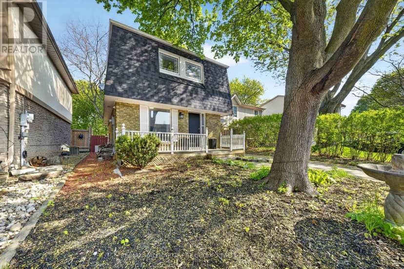 33 Harrison Court — photo 3 of 40