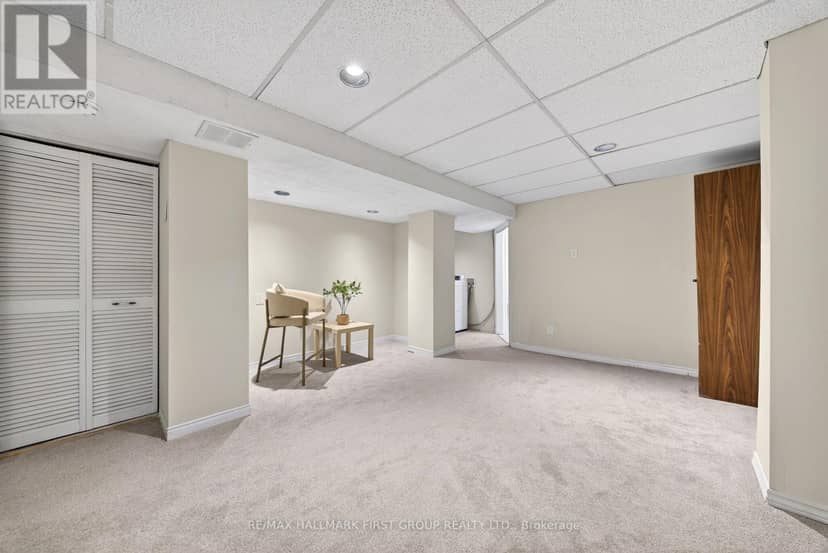33 Harrison Court — photo 38 of 40