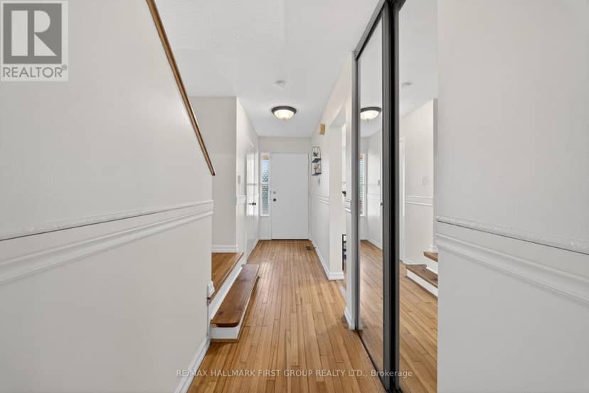 33 Harrison Court — photo 7 of 40