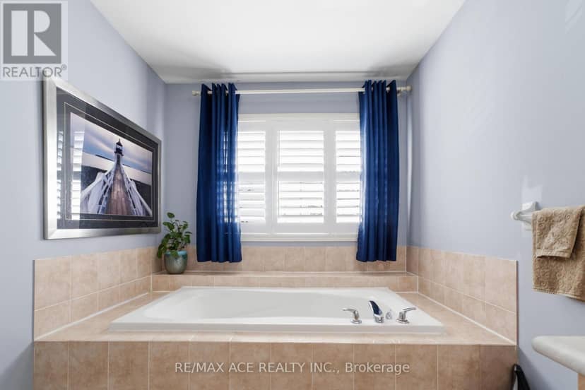 58 Andriana Crescent — photo 28 of 40