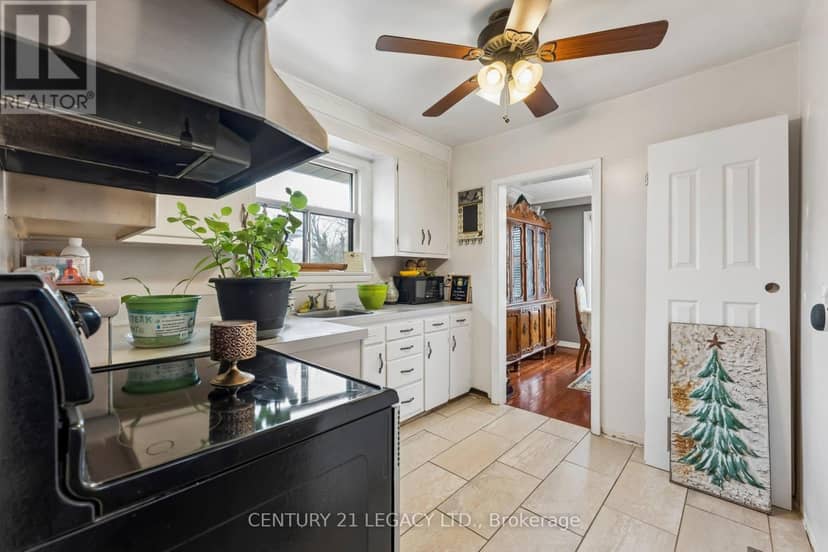 34 Cumberland Drive — photo 13 of 37