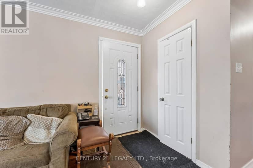34 Cumberland Drive — photo 4 of 37