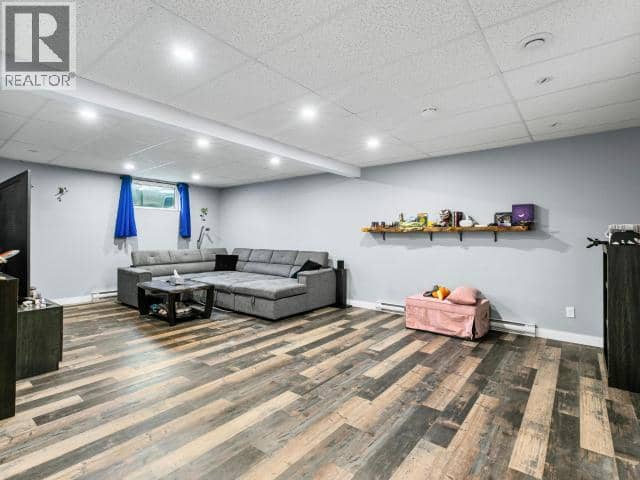 50-18 Azure Road — photo 13 of 32