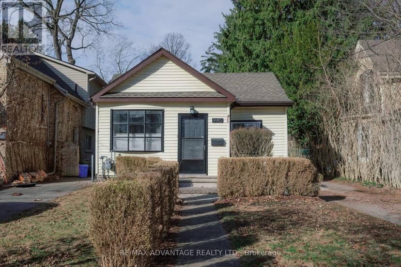 945 Colborne Street — photo 1 of 39