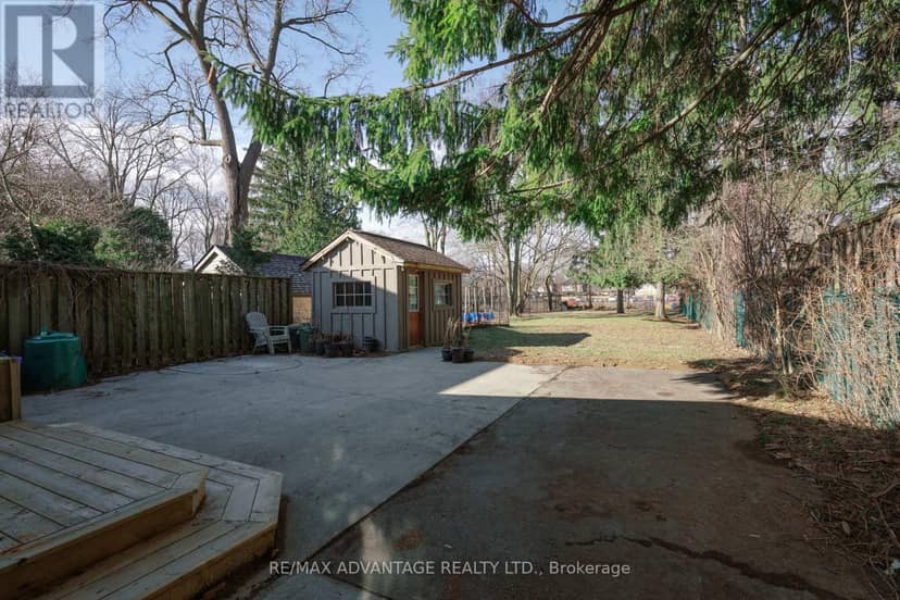 945 Colborne Street — photo 30 of 39