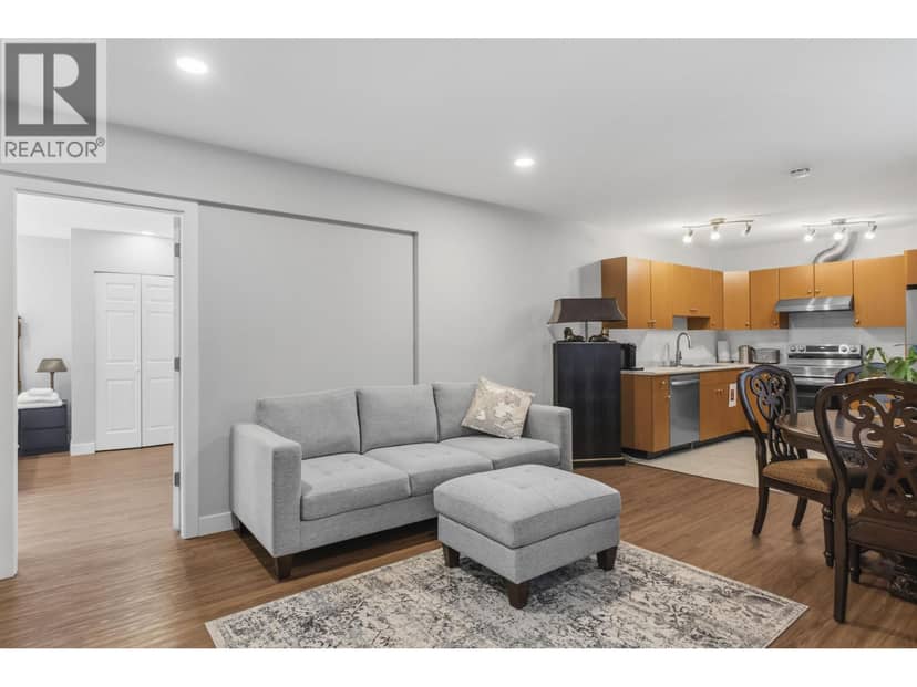 Basement 4225 EVERGREEN AVENUE, West Vancouver, photo 3