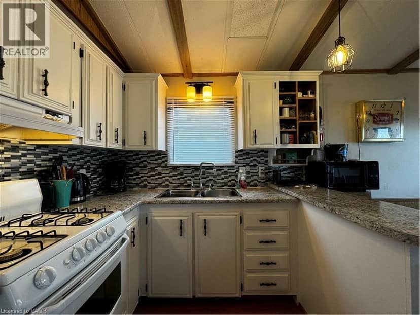 92 CLUBHOUSE Road Unit# 51, Turkey Point, photo 8