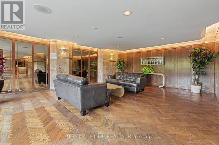 701 - 2759 Carousel Crescent — photo 24 of 34