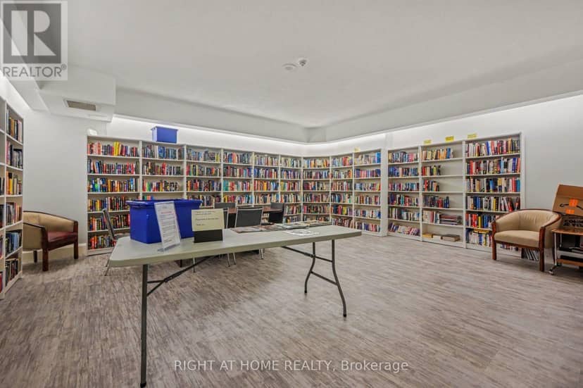 701 - 2759 Carousel Crescent — photo 29 of 34